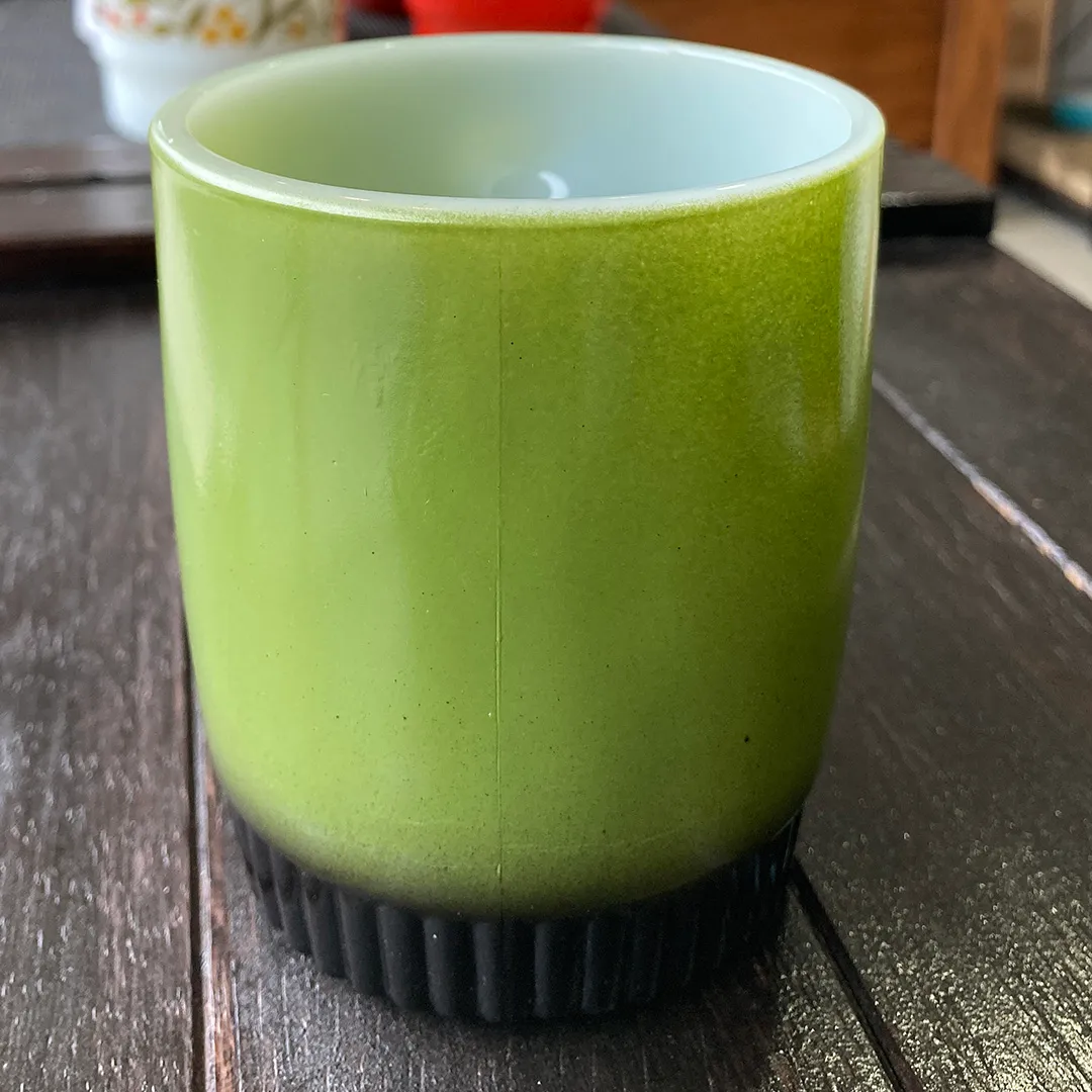 リブドボトムマグ