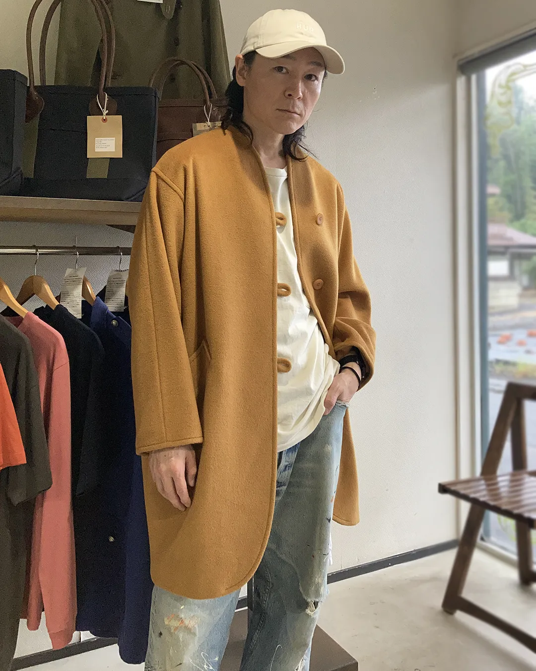 スペイン製ノーカラーコート