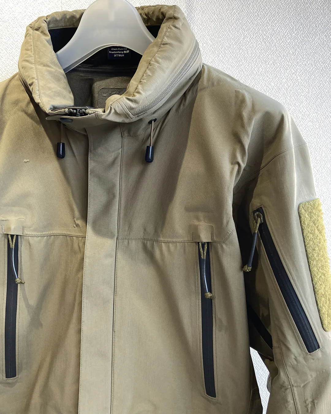 F�������ƥꥯ��leaf�ǥåɥ��ȥå���