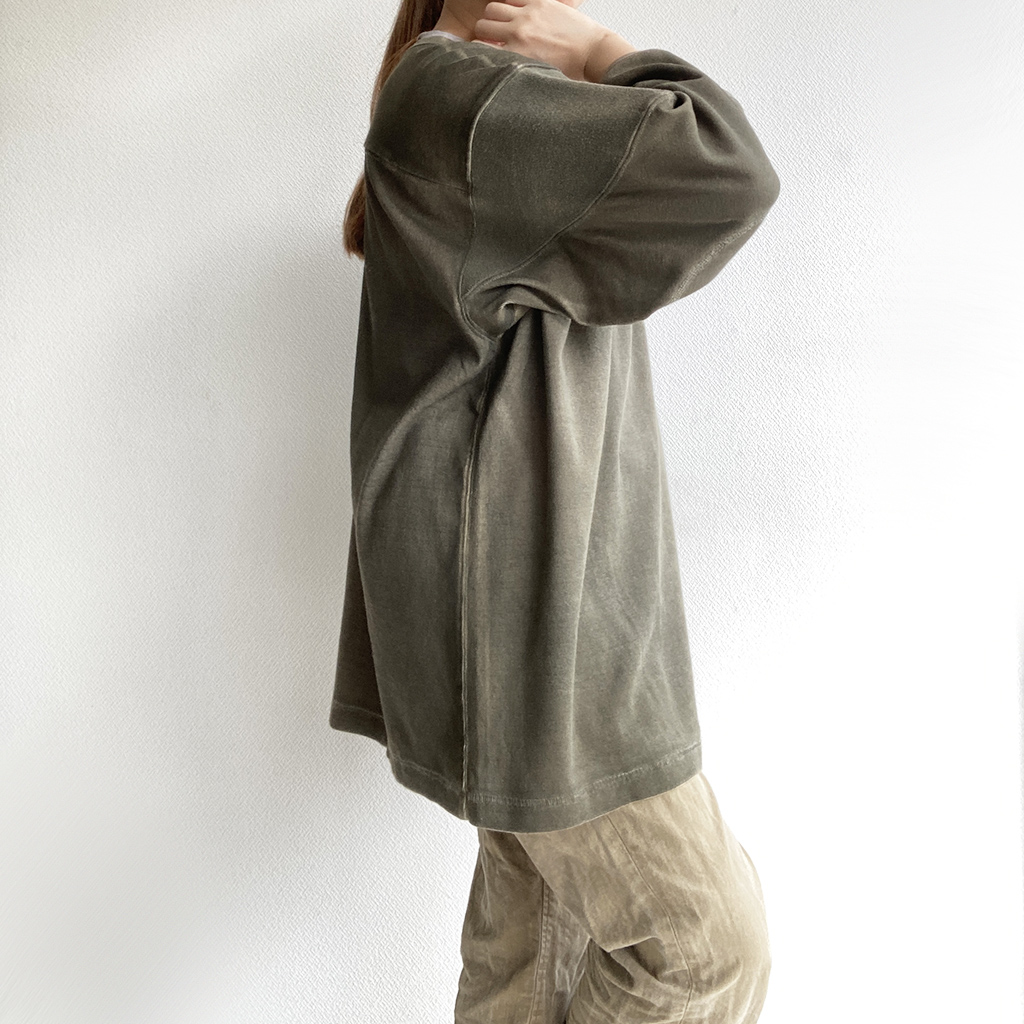 SPRAY FOOTBALL TEE KHAKI STRANGETRIP